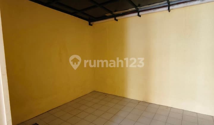 Disewakan Rumah Siap Pakai 2 Lantai di Golf Lake Residence