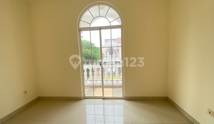 Disewakan Rumah Bagus di Green Lake City