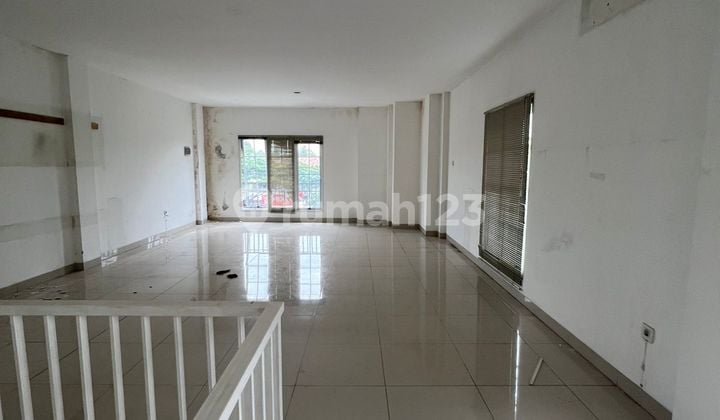 Disewakan Ruko Citra 7 , 3Lantai , Rapi Siap Pakai