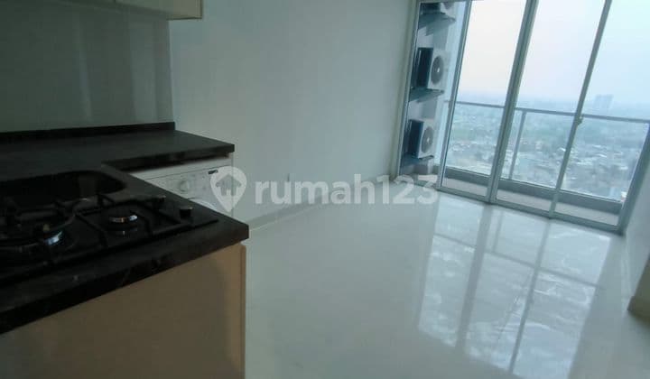 Puri Mansion 2 Bedroom Apartment Semi Furnished Nice