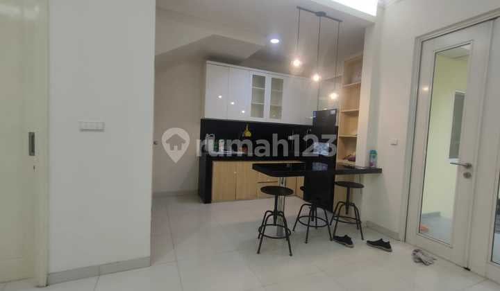 Rumah Disewakan Sutera Leora, Alam Sutera, 3 KT Unfurnished, Lokasi Strategis dan Nyaman,