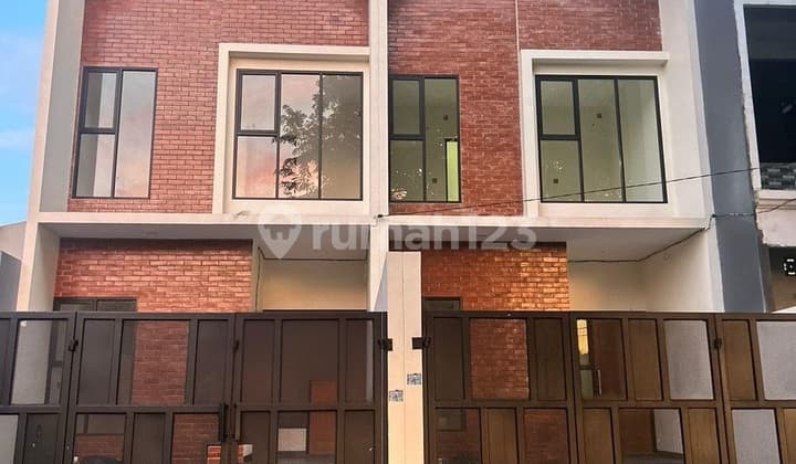 Meruya Utara @jakbar Rmh Baru Ready