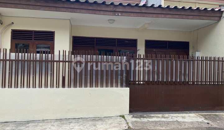 Tanjung Duren Jalan 2 Mobil Tidak Banjir