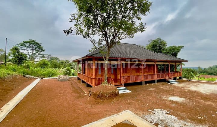 Jual Rumah Villa Kayu Sebelah Gerbang Tol Darangdan Purwakarta