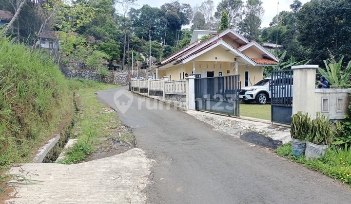 Dijual Rumah Semi Villa di Area Desa Wisata Dataran Tinggi Bojong Purwakarta