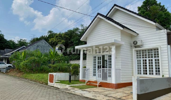 Jual Rumah Baru Model Amerika di Perumahan Purwakarta Kota