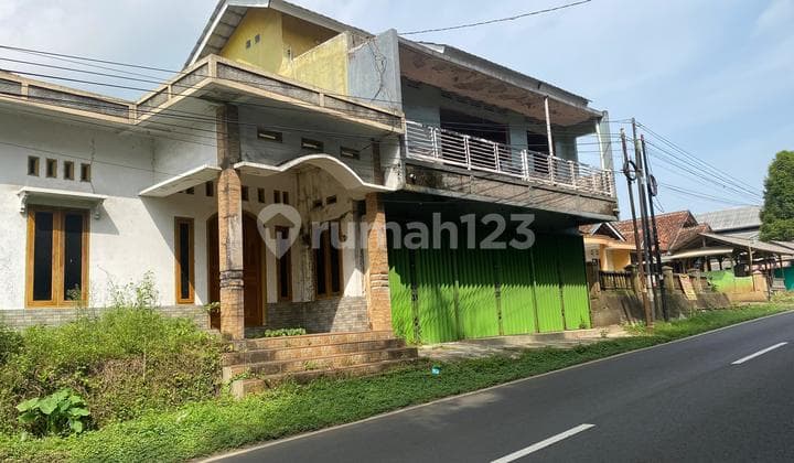 Dijual Rumah dan Toko Pinggir Jalan Raya Dekat Gerbang Tol Darangdan Purwakarta