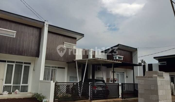 Rumah Baru Dalam Kompleks Arnaya Village Dijual