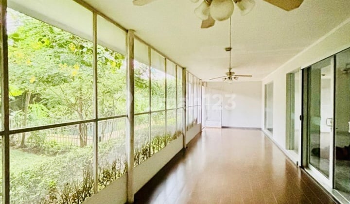 Ready-to-Occupy Villa for Rent in Strategic Puri Sakti Complex