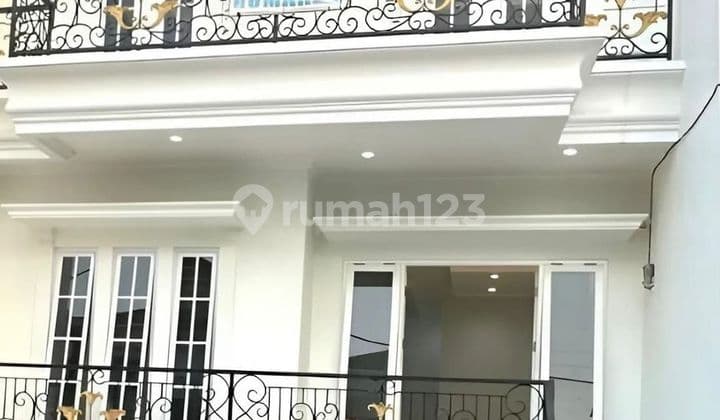 Rumah Baru Dijual Dalam Kompleks Cilandak