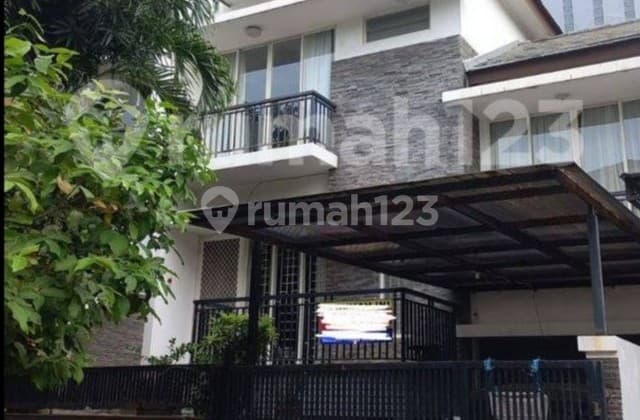 Dijual Rumah Layar Permai PIK Ukuran 8x15 Semi Furnish Sudah SHM