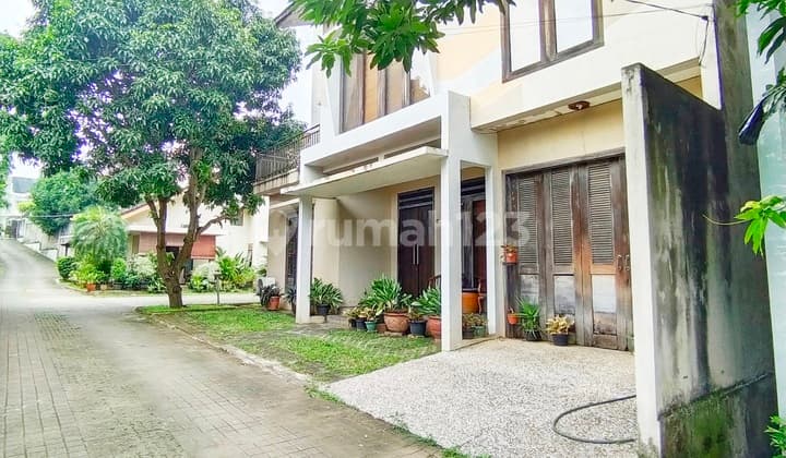 Rumah Dalam Cluster di Kemang Jakarta Selatan