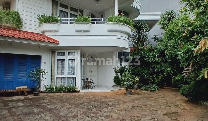Rumah Cantik Terawat Di Pejaten Barat Jakarta Selatan