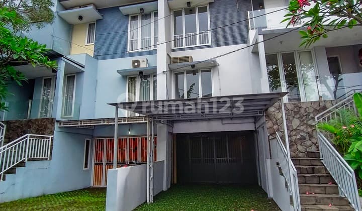 Dijual Rumah Daklam Townhouse Harga Murah di Cilandak Tb Simatupang Jakarta Selatan