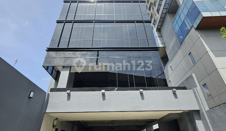 Gedung Brandnew Dekat Akses Tol Fatmawati Jakarta Selatan