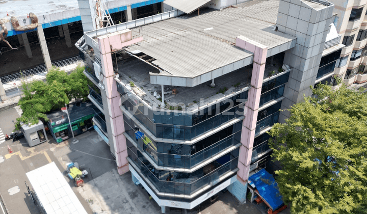 Dijual Gedung di Area Jalan Thamrin Jakarta Pusat
