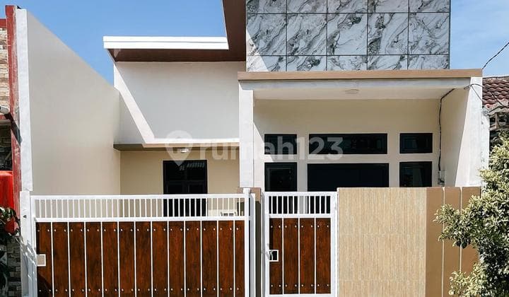 For Sale Fast Cheap Minimalist House Ready to Occupied Strategic Location in Pondok Ungu Permai V Bekasi