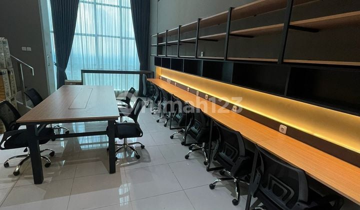Disewakan Kantor 2 Lantai Eksklusif, Fasilitas Lengkap, Baru & Murah di Roseville Soho & Suite BSD City