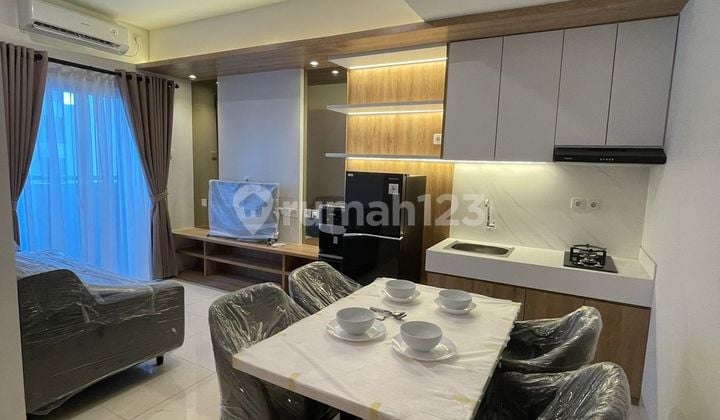 Sewa Apartemen Roseville Soho & Suite BSD - 2 BR Eksklusif Baru Murah Fully Furnished Electronic