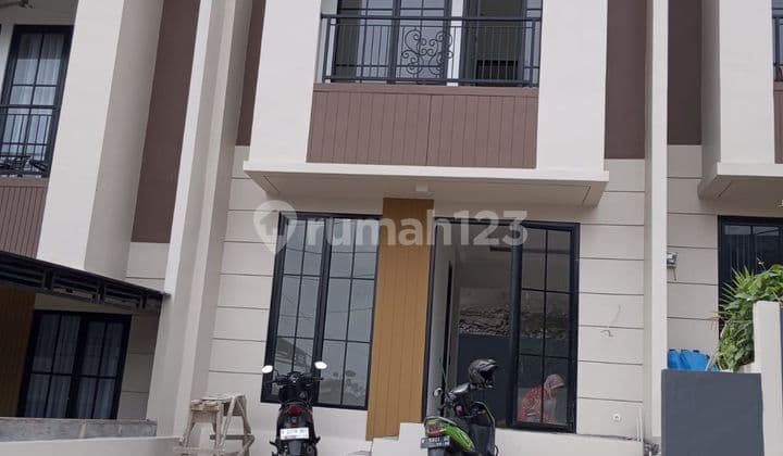 Disewakan Rumah Bagus Full Furnish Banyumanik Semarang