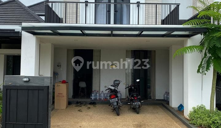 Rumah 2 Lantai Dekat Unimus Kedungmundu Tembalang Semarang