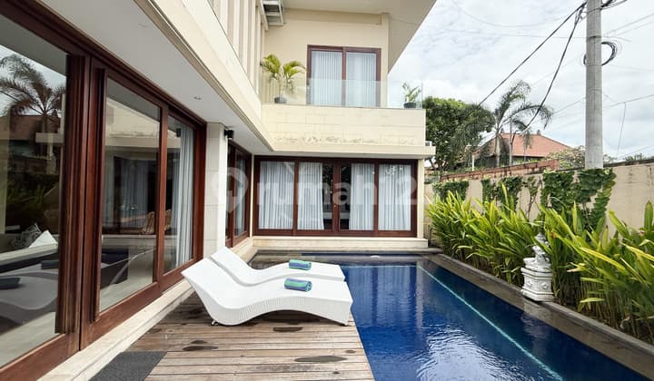For Sale Balinese Style Villa Elyana - Walking Distance To Batu Bolong Beach, Canggu