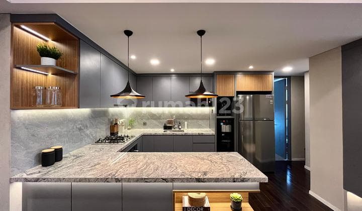 Dijual Apartment Verde 1 3 BR Furnished Contact 08197740xxxx