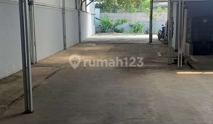 Gudang di Sumber endah
Bandung. Siap pakai !