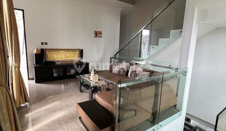 Rumah di Mekar wangi cluster menarik