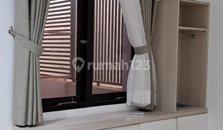 Rumah bagus siap huni di dlm cluster. Posisi menarik. Perumahan Singgasana