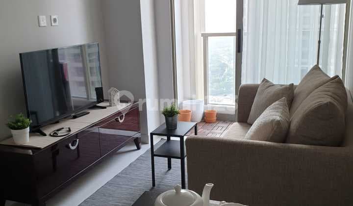 Apartemen Strategis Taman Anggrek Residences 2 Kamar Tidur Bagus