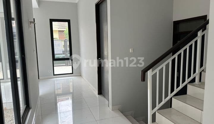 Rumah Baru Jl Kembar Siap Huni