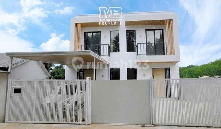 Dijual Rumah 2 Lantai Bagus Siap Huni di Bumi Puspitek Asri