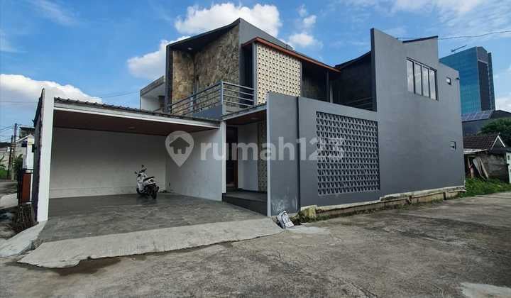 Rumah Baru Bangun Hoek Modern Minimalis 2Lt Siap Huni di Bumi Puspitek Asri