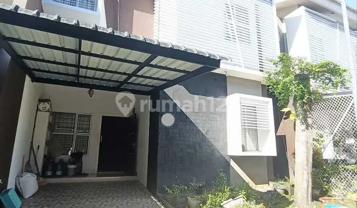 Fast Sale ‼️ Cozy 2-Story Semi-Furnished Home Ready to Move In at Maton House Pekanbaru