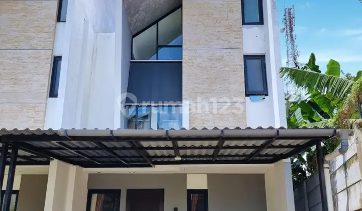 Ready-to-occupy House in a Secure, Comfortable, and Strategic Location at Provence Suites - BSD City Tangsel