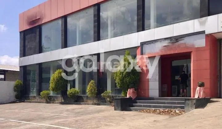 SHOWROOM STRATEGIS DI GATOT SUBROTO BARAT DENPASAR, BALI