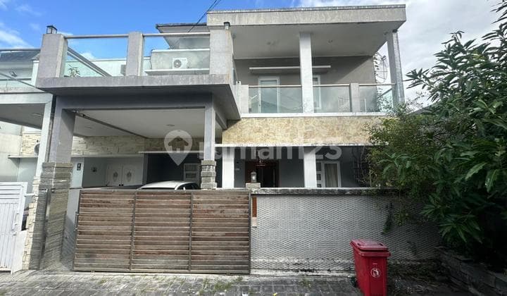 Rumah Bagus 2 Lantai D'casa Jimbaran Badung Bali