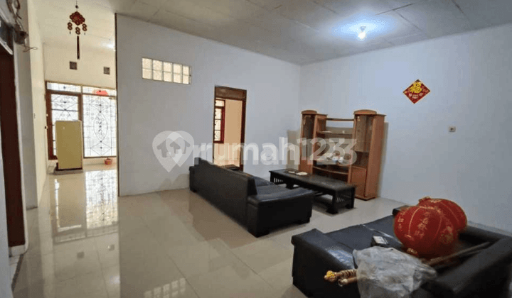 Nego Sampe Jadi !! Rumah Nyaman Lokasi Strategis Taman Kopo Indah !! Dijamin Betah