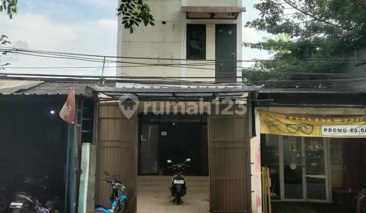 Ruko 2 Lantai Dekat Akses Tol Dekat Akses KRL Siap Huni di Jalan I Gusti Ngurah Rai, Bekasi