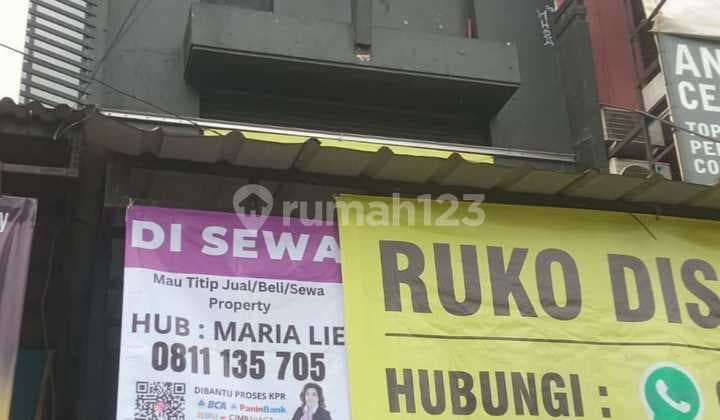 3-Story Shop House Ready for Occupancy on Boulevard Hijau, Harapan Indah, Bekasi