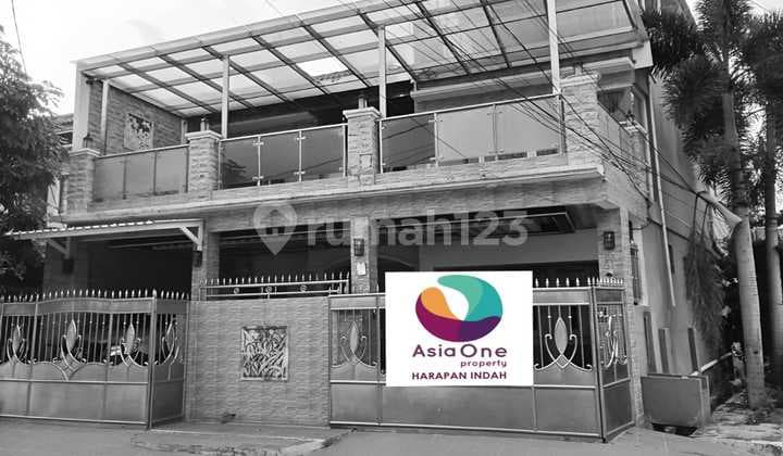 Rumah Bagus 2 1/2 Lantai di Taman Harapan Baru (THB), Bekasi (ekaputrahi)