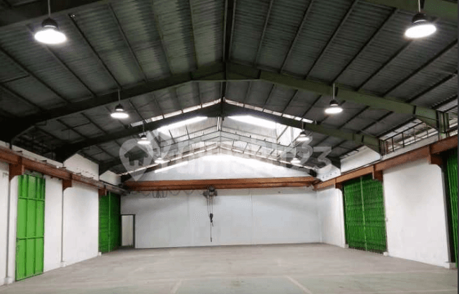 Pabrik 1 Lantai SHM Dekat Akses Tol Bebas Banjir di Cakung, Jakarta Timur