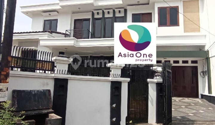 Rumah 3 Lantai Siap Huni Bebas Banjir di Rawamangun, Jakarta Timur