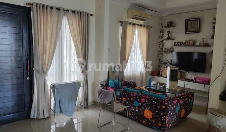 Rumah 2 Lantai SHM Full Furnished Bebas Banjir Dekat Sekolah Internasional di Harapan Indah Cluster Taman Cemara, Bekasi