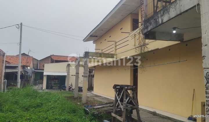 Dijual Kontrakan 32 Kamar Sangat Strategis Berada di Belakang Kawasan Industri Jababeka 1 Cikarang Utara