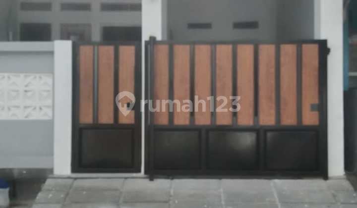 House for sale in Sector V, Pondok Ungu Permai.