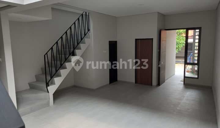 Newly built house for sale in Kayu Putih, Pulo Gadung, East Jakarta