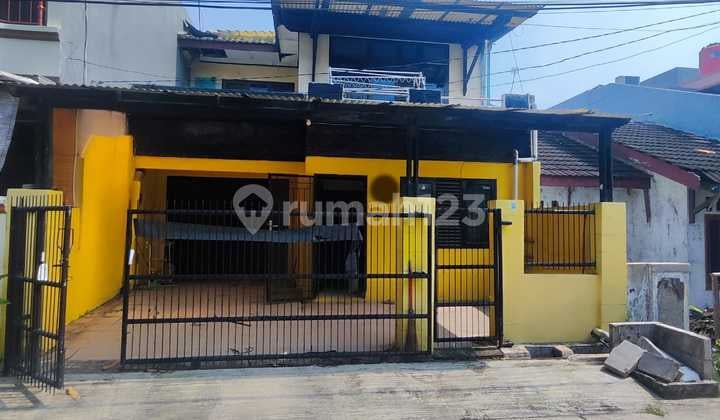 Dijual Rumah 2 Lantai di Harapan Indah 1, Bekasi