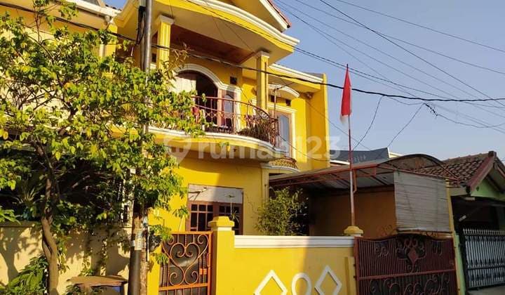 Dijual Murah Rumah Furnished 2 Lantai Dalam Kompleks di Perumnas 1 Bekasi